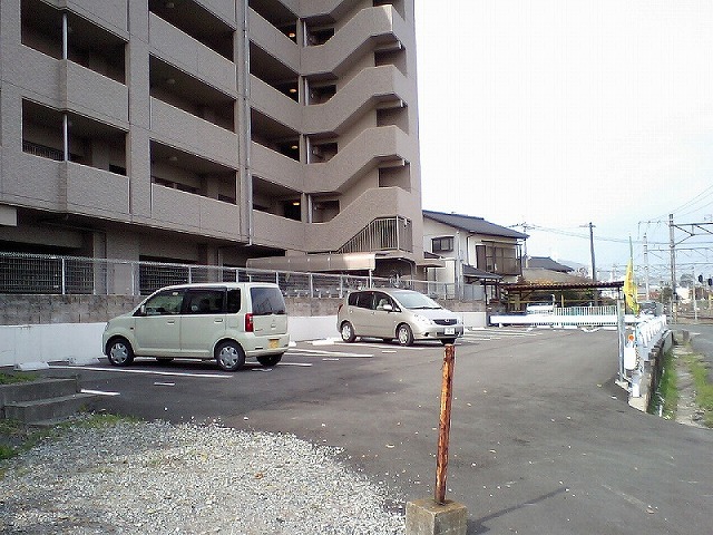 基山駅北駐車場
