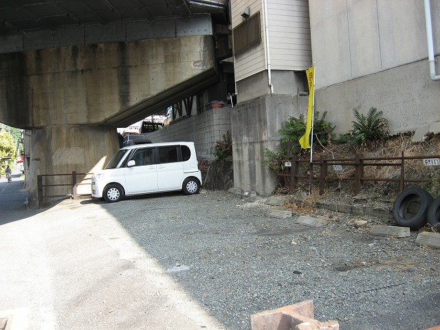 荒手駐車場