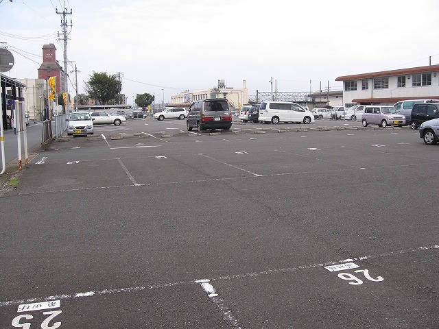 都城栄駐車場