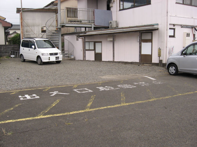 五十市駅駐車場