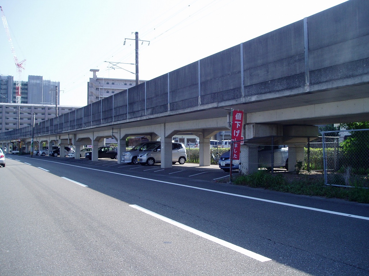 宮崎駅高架下駐車場