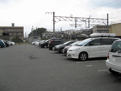 福工大前駅北駐車場