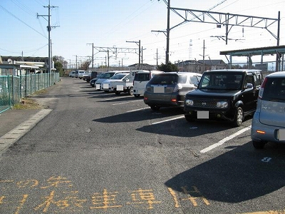 新田原駅駐車場