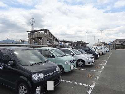 鞍手駅駐車場