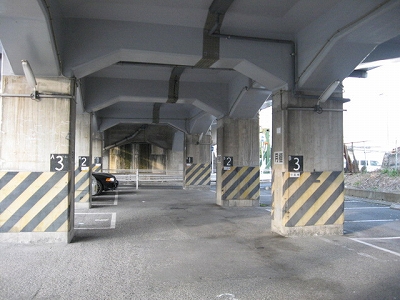 三芳町高架下第2駐車場
