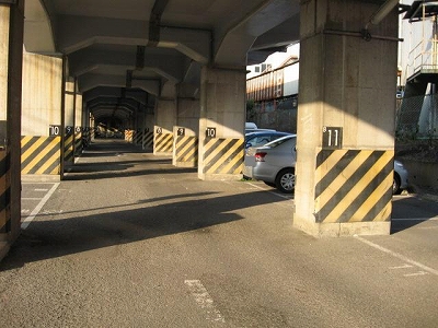三芳町高架下第1駐車場