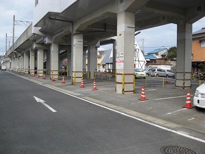 西新興町駐車場