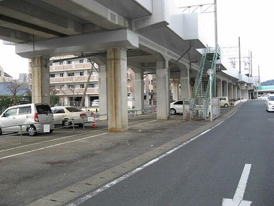 東新興町駐車場