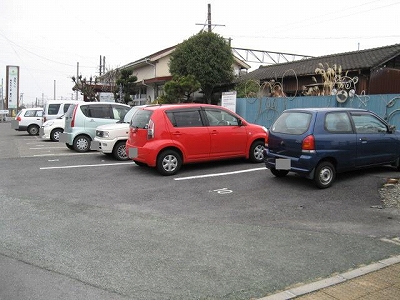 有佐駅駐車場
