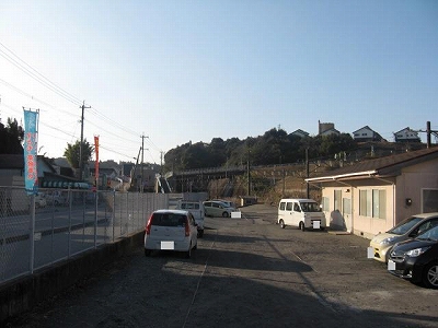上伊集院駅駐車場