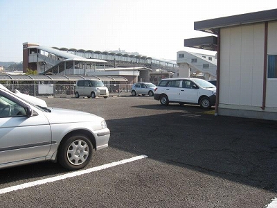 国分駅西口駐車場