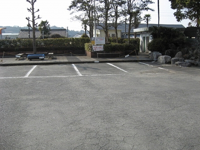 緒方駅月極駐車場