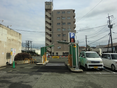 荒木駅第2駐車場