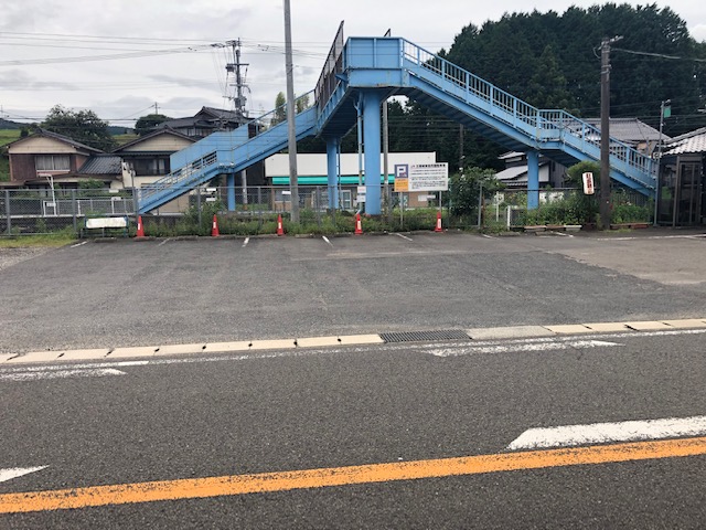 三間坂駅前月極駐車場