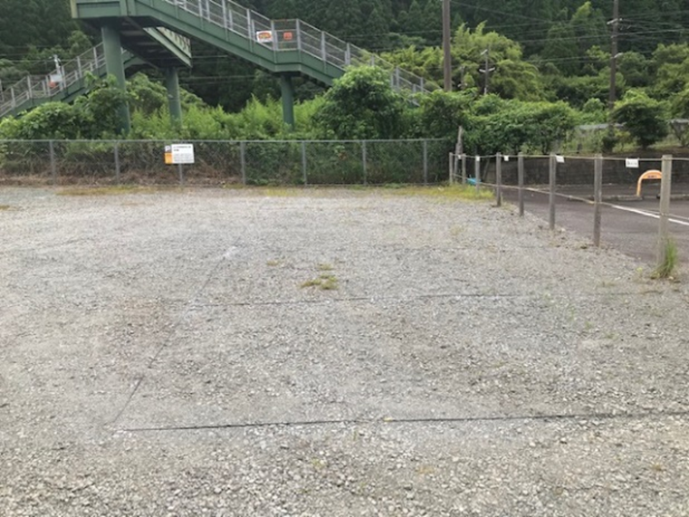 木場茶屋駅月極駐車場