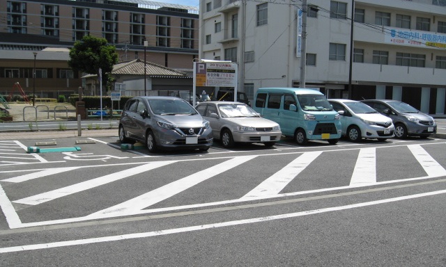 城野駅北口自動車整理場
