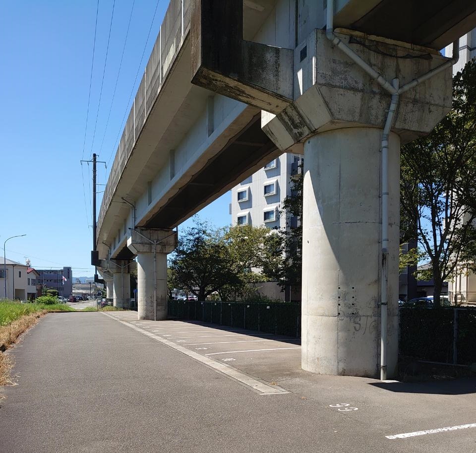 宮崎駅高架下堀川町駐車場