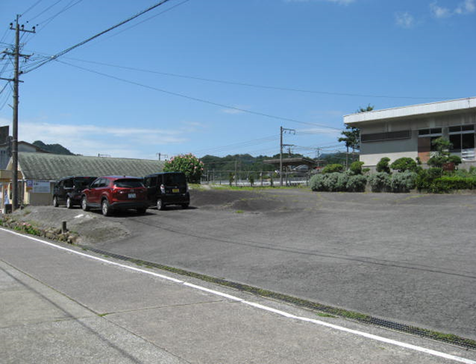 立石駅駐車場