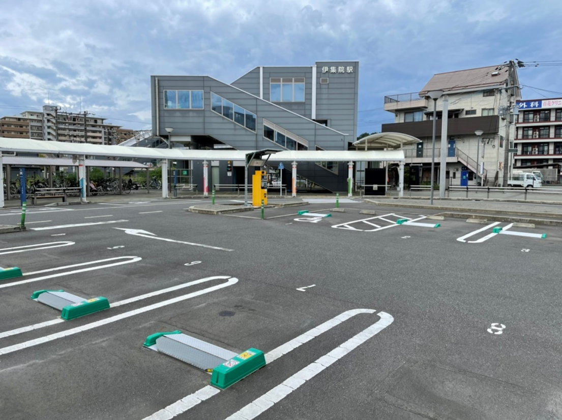 伊集院駅北口駐車場