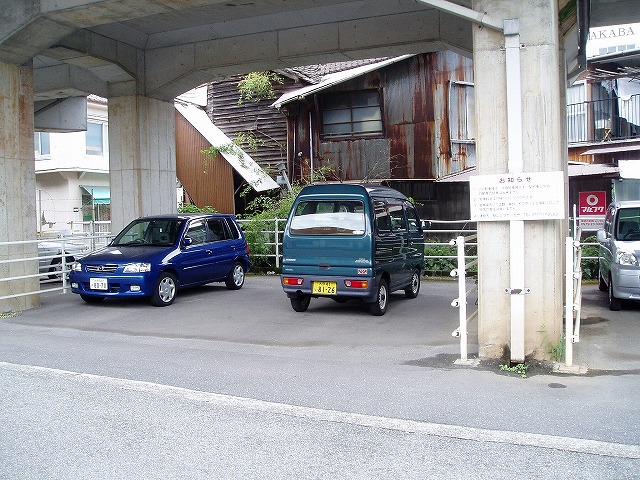 中津高架下上博多町駐車場