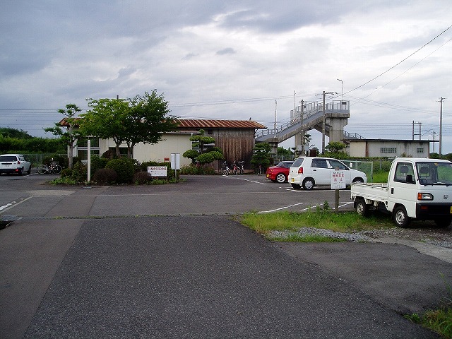 天津駅駐車場