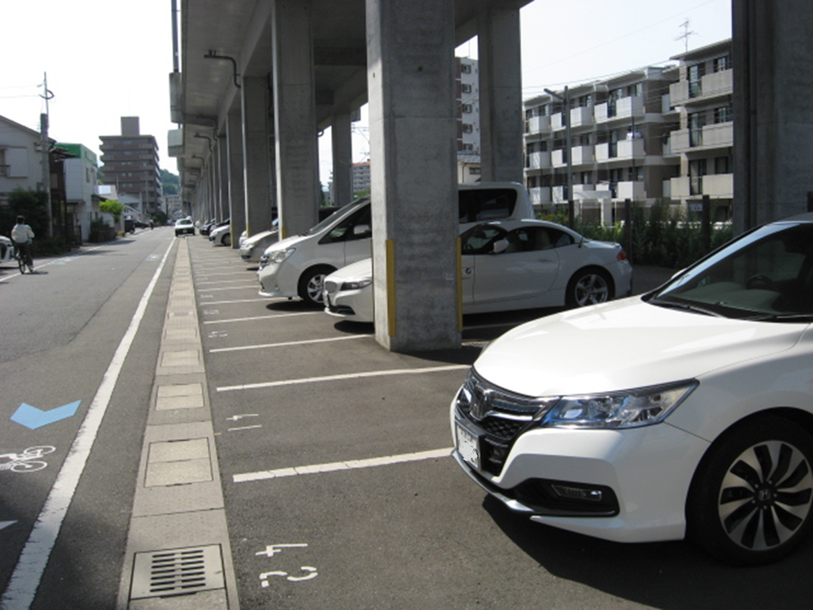 大分高架南春日月極第2駐車場