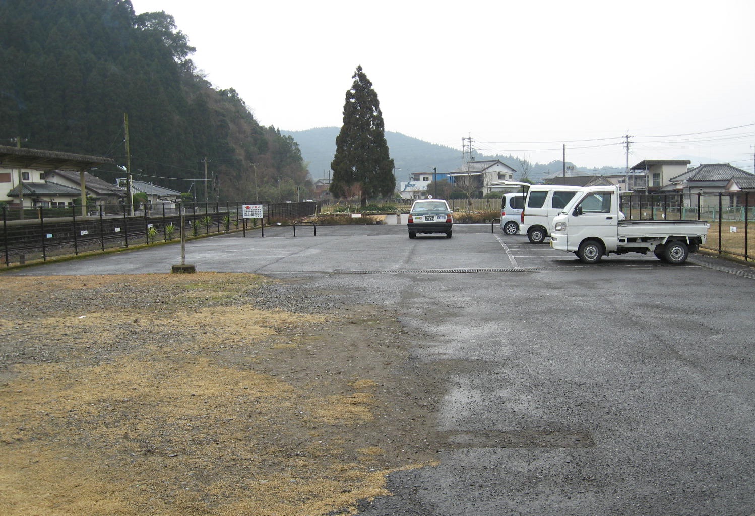 飫肥駅駐車場