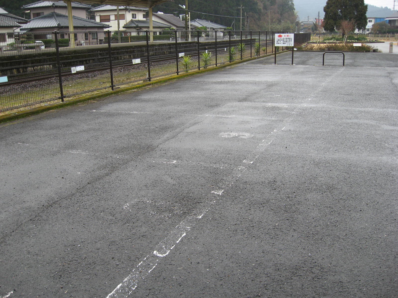 飫肥駅駐車場