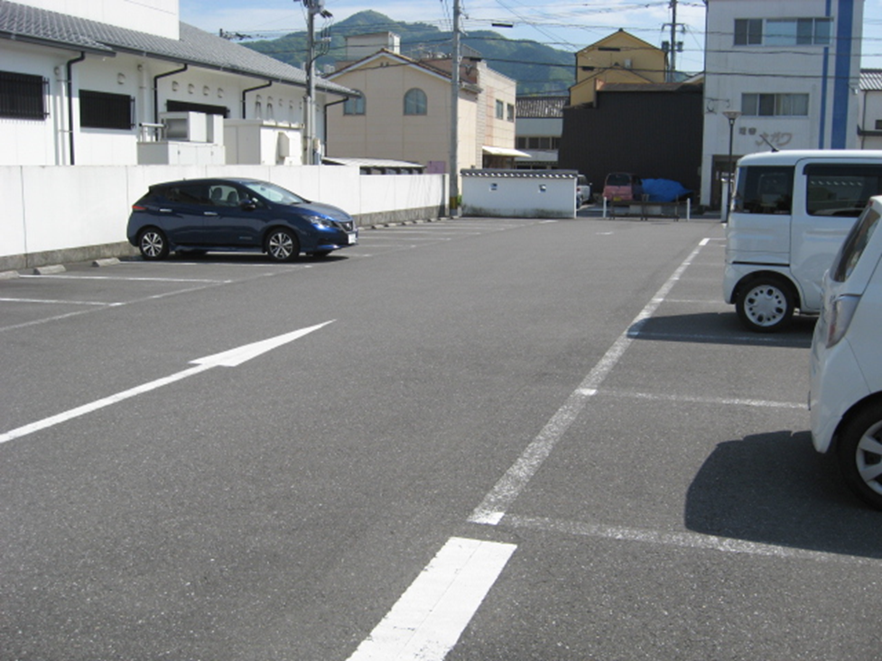 市営下屋敷前駐車場