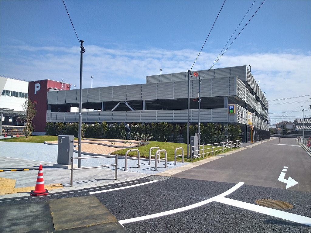 新大村駅立体駐車場