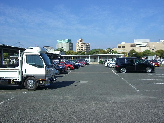 若松駅第1駐車場
