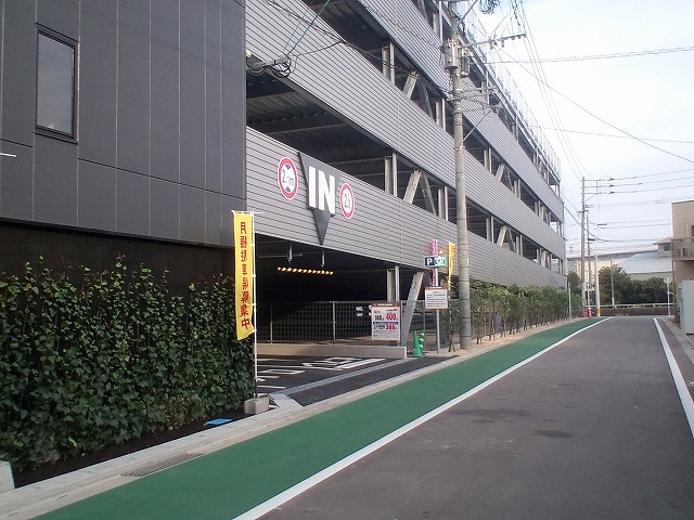 久留米駅立体駐車場